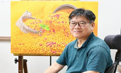 [링크人영주] 화폭에 심은 수억 개의 황금빛 생명… '콩의 화가' 박종경